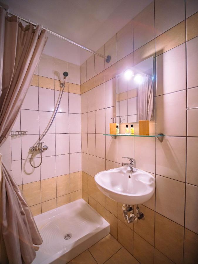 Little Emerald - Central Spot Apartments ヴォロス エクステリア 写真